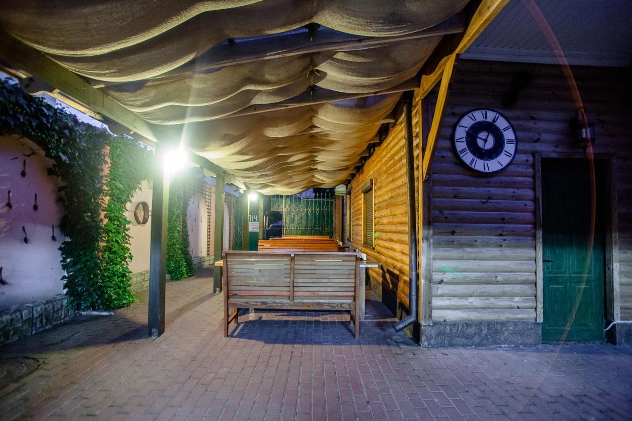 Pieno Piano Otel Rivne Dış mekan fotoğraf