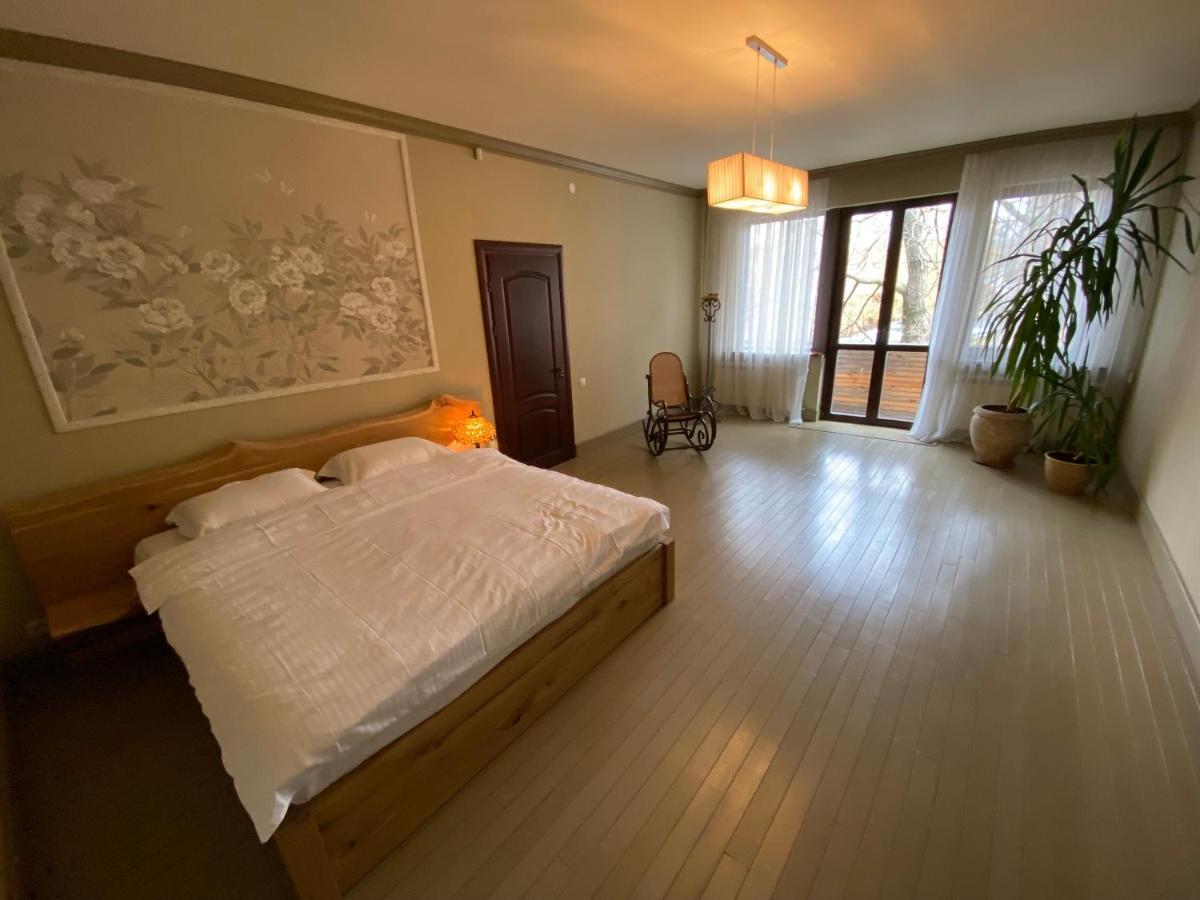 Pieno Piano Otel Rivne Dış mekan fotoğraf