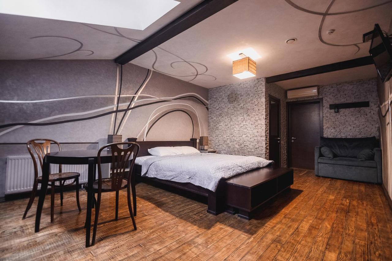 Pieno Piano Otel Rivne Dış mekan fotoğraf