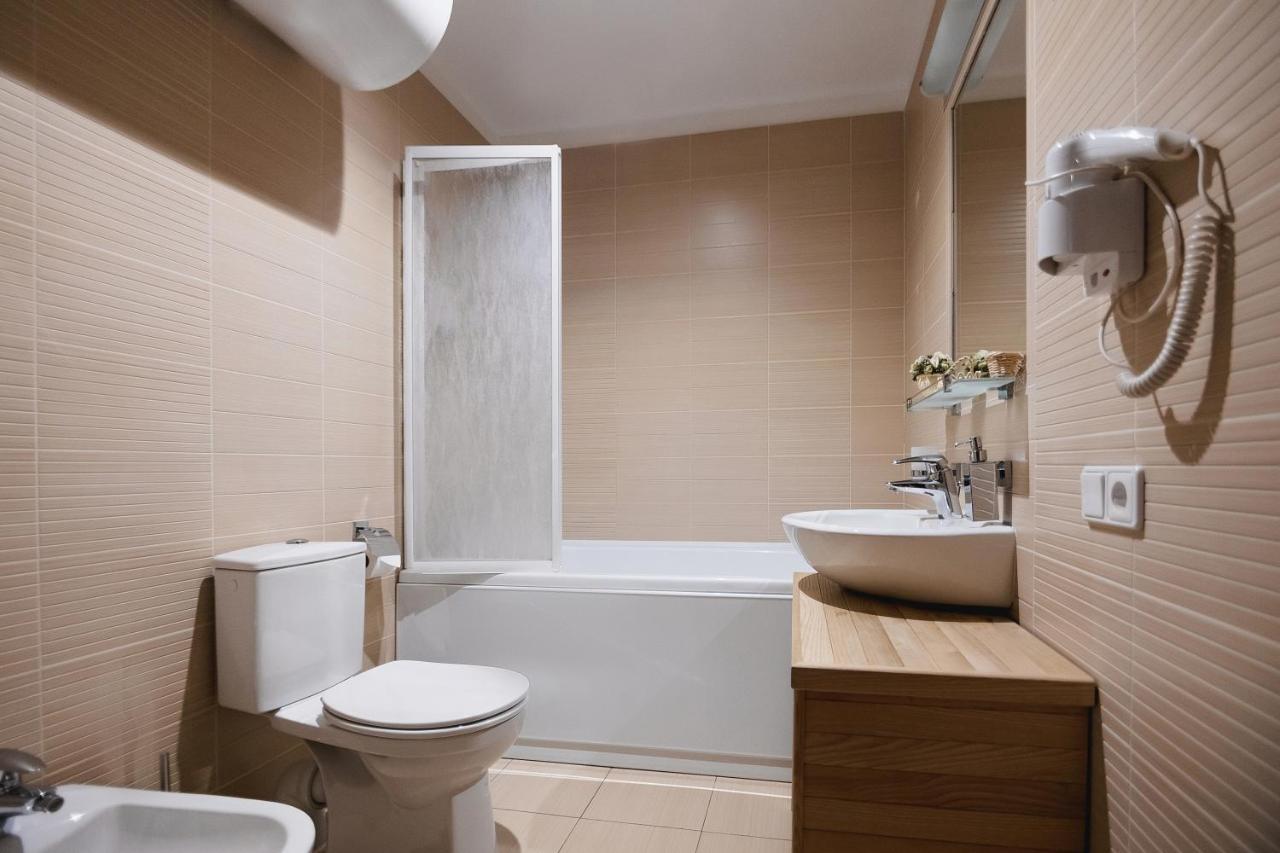 Pieno Piano Otel Rivne Dış mekan fotoğraf