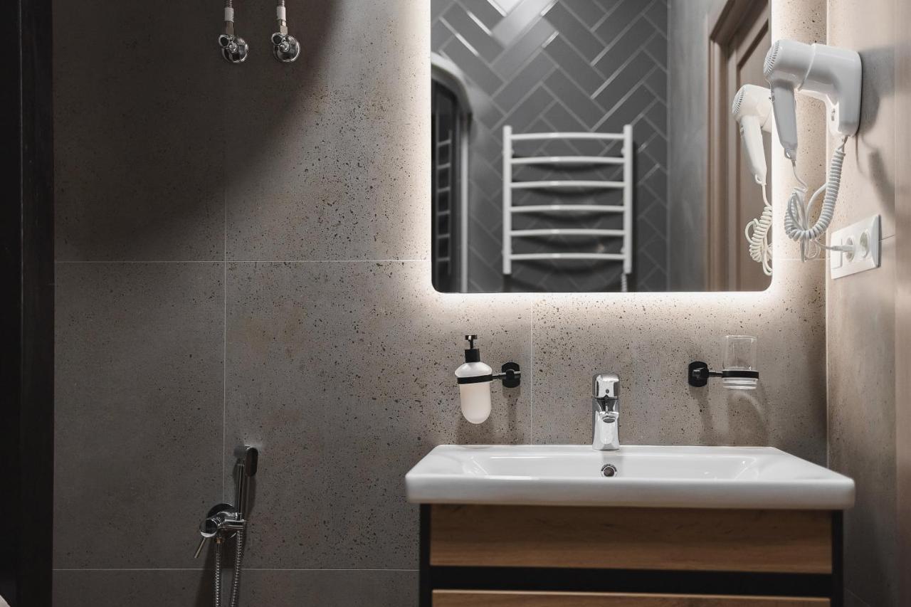 Pieno Piano Otel Rivne Dış mekan fotoğraf