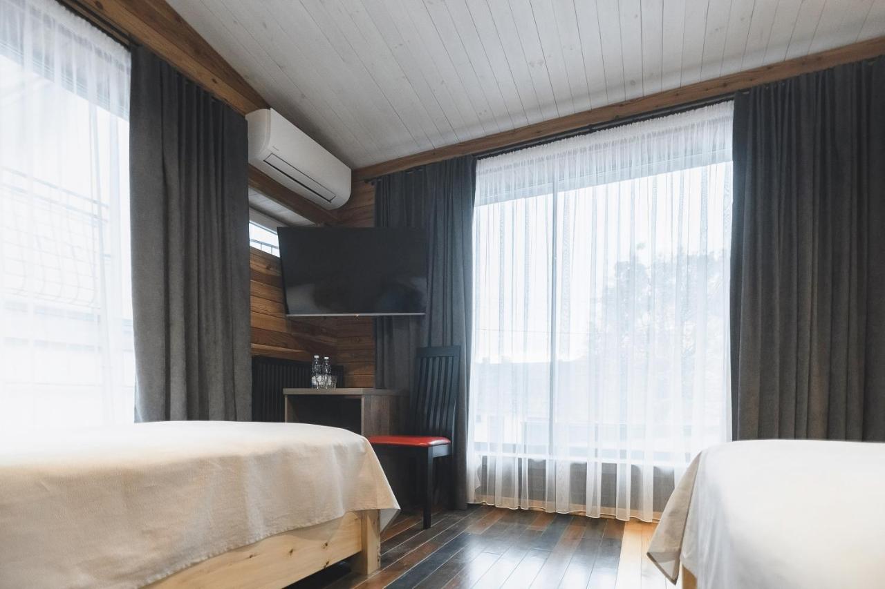 Pieno Piano Otel Rivne Dış mekan fotoğraf